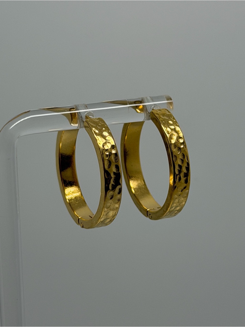 18k Yellow Gold Textured Hammered Hoops Earrings for Women
